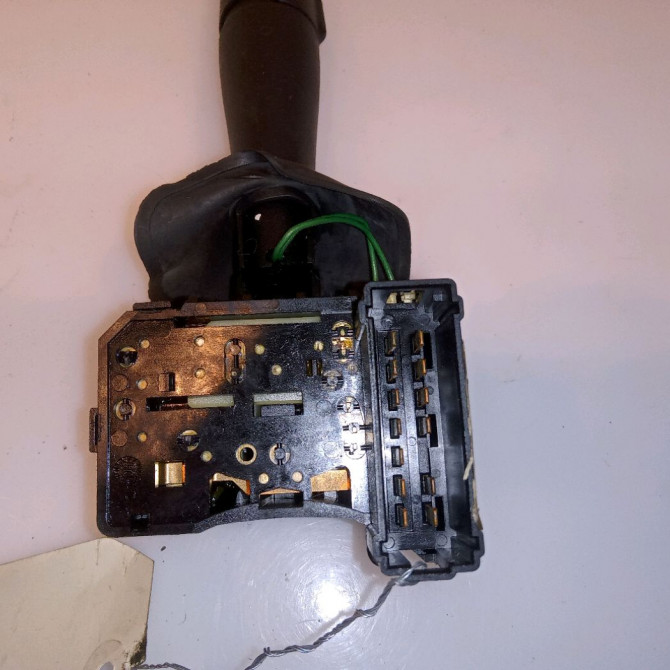 Commande essuie glace occasion RENAULT MEGANE I Phase 2 03-1999->06-2003 1.4i 16v 7701053055 3