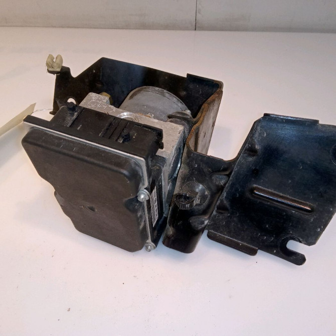 Unité hydraulique ABS occasion RENAULT CLIO II Phase 2 06-2001->07-2006 1.5 DCI 65ch 2