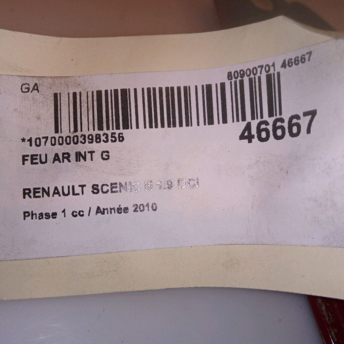 Feu arrière interieur gauche occasion RENAULT SCENIC III Phase 1 04-2009->11-2011 1.9 DCI 130ch 265550018R 4