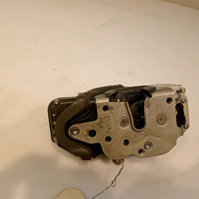 Serrure porte avg occasion OPEL INSIGNIA Phase 1 01-2009->03-2013 13579522 1