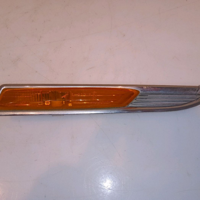 Répétiteur aile droite occasion FORD MONDEO III Phase 1 06-2007->09-2010 1.8 TDCI 125ch 1571281 1