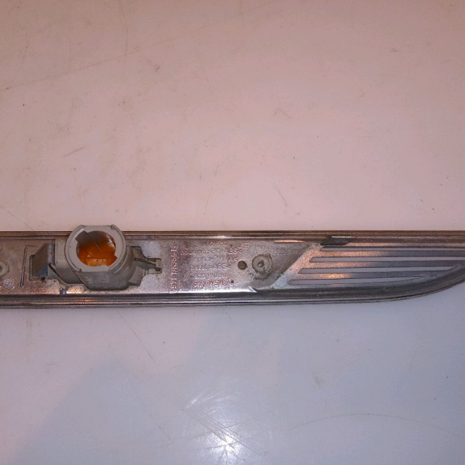 Répétiteur aile gauche occasion FORD MONDEO III Phase 1 06-2007->09-2010 1.8 TDCI 125ch 1571282 2