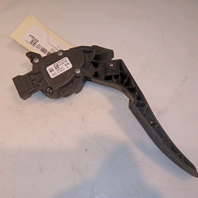 Potentiometre accelerateur occasion OPEL ASTRA IV Phase 1 01-2010->06-2012 1