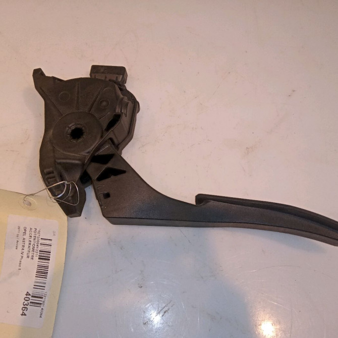 Potentiometre accelerateur occasion OPEL ASTRA IV Phase 1 01-2010->06-2012 2