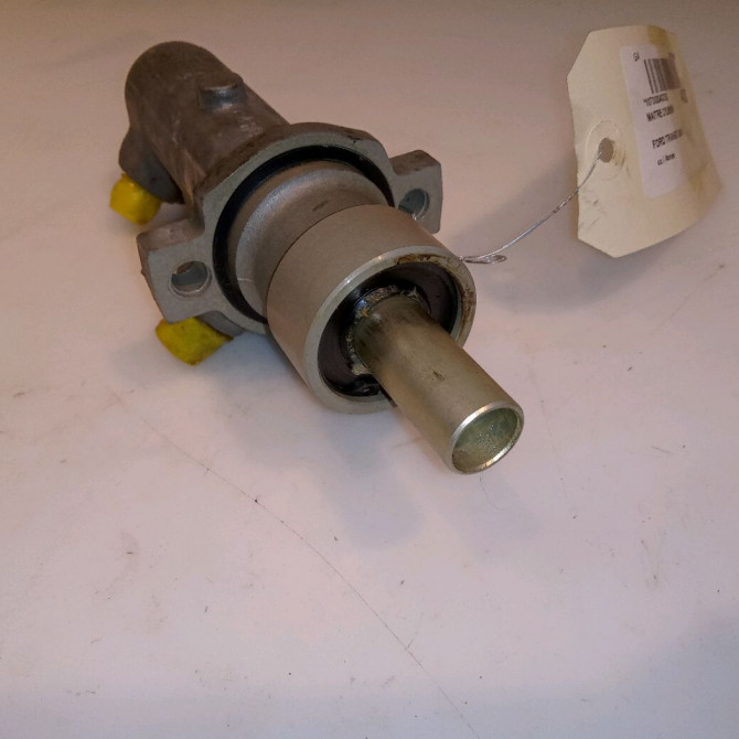 Maitre cylindre occasion FORD TRANSIT I 4525694 1