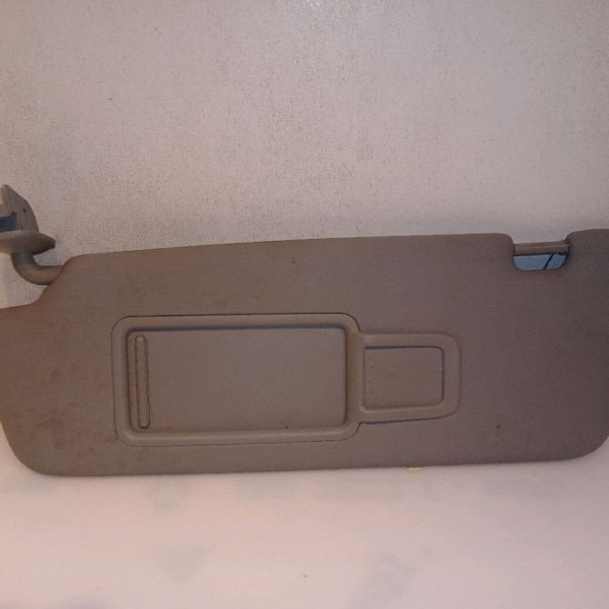 Pare-soleil gauche occasion AUDI A1 8U0857551KEA7 1