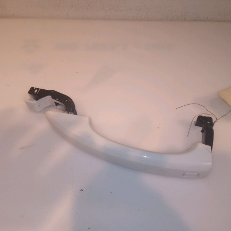 Poignee ext porte avd occasion AUDI A1 8T0837205AGRU