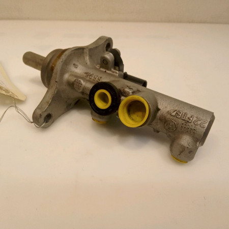 Maitre cylindre occasion AUDI A1 6R1611019F