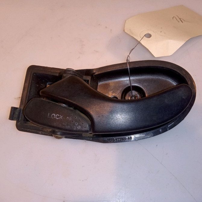 Poignee int porte avg occasion FORD TRANSIT I 4077922 1