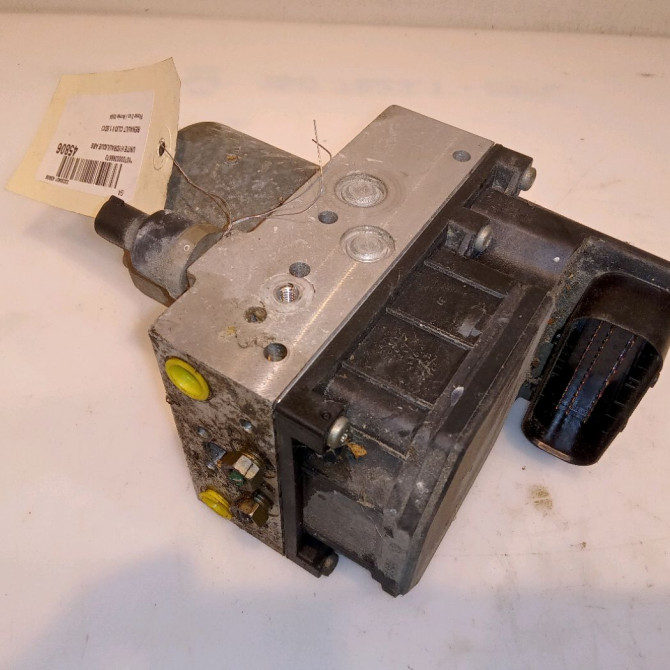 Unité hydraulique ABS occasion RENAULT CLIO II Phase 2 06-2001->07-2006 1.5DCI 100ch 2