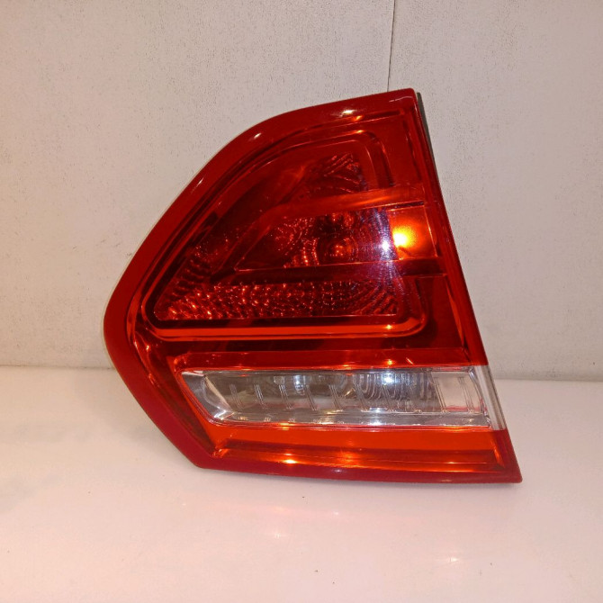 Feu arrière interieur gauche occasion  6350CC 1