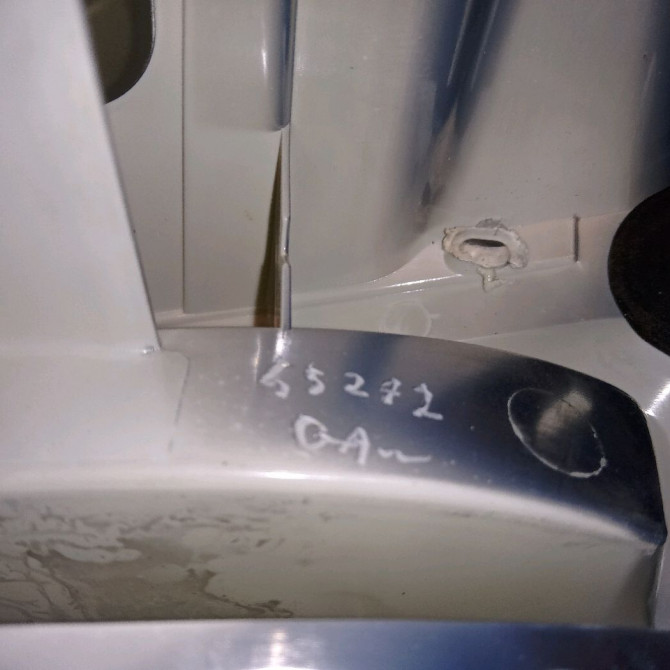 Feu arrière interieur gauche occasion  6350CC 3