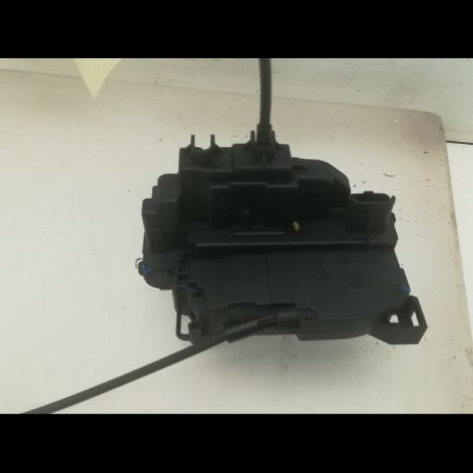 Serrure porte avd occasion RENAULT SCENIC III Phase 3 04-2013->... 1.5 DCI 110ch 805020006R 3