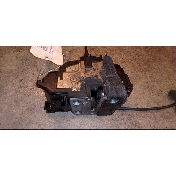 Serrure porte avd occasion RENAULT MEGANE III Phase 1 11-2008->01-2012 805020006R 3