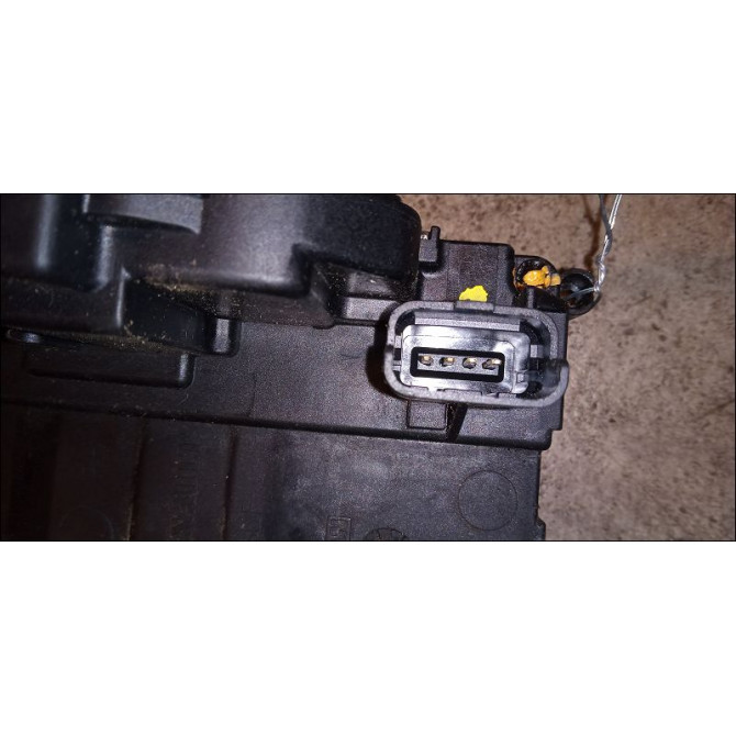 Serrure porte avd occasion RENAULT MEGANE III Phase 1 11-2008->01-2012 805020006R 4