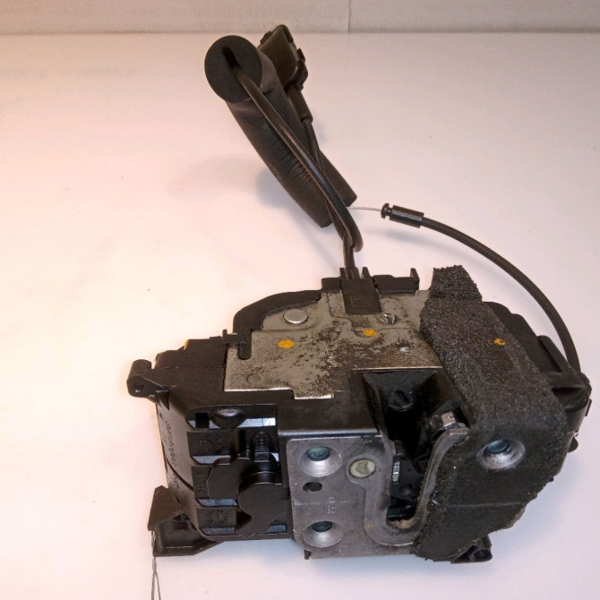 Serrure porte avd occasion RENAULT SCENIC III Phase 1 04-2009->11-2011 1.5 DCI 110ch 805020006R 1