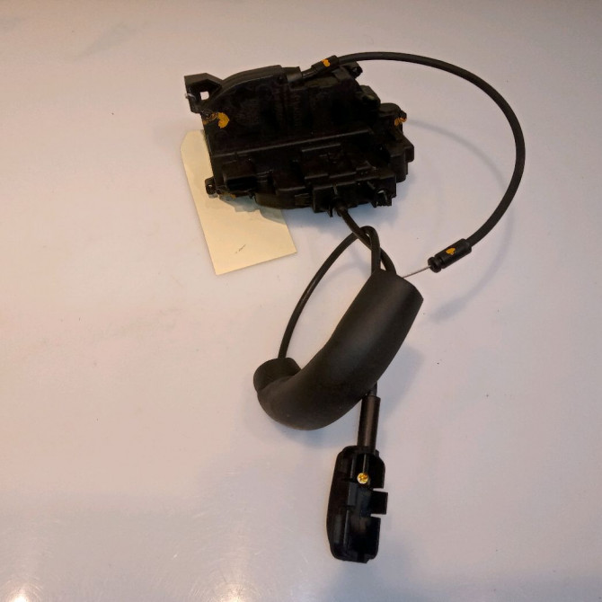 Serrure porte avd occasion RENAULT SCENIC III Phase 1 04-2009->11-2011 1.5 DCI 110ch 805020006R 2