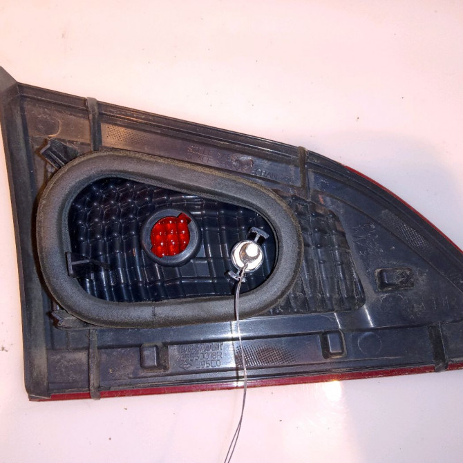 Feu arrière intérieur droit occasion RENAULT SCENIC III Phase 1 04-2009->11-2011 1.9 DCI 130ch 265500018R 2