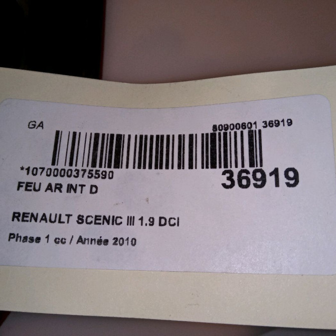 Feu arrière intérieur droit occasion RENAULT SCENIC III Phase 1 04-2009->11-2011 1.9 DCI 130ch 265500018R 4