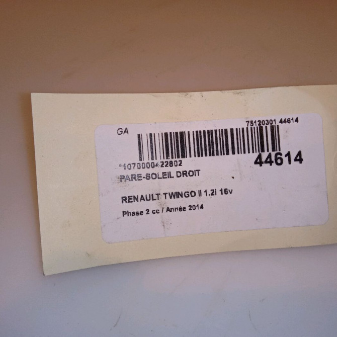 Pare-soleil droit occasion RENAULT TWINGO II Phase 2 12-2011->12-2014 1.2i 16v 75ch 964001550R 4