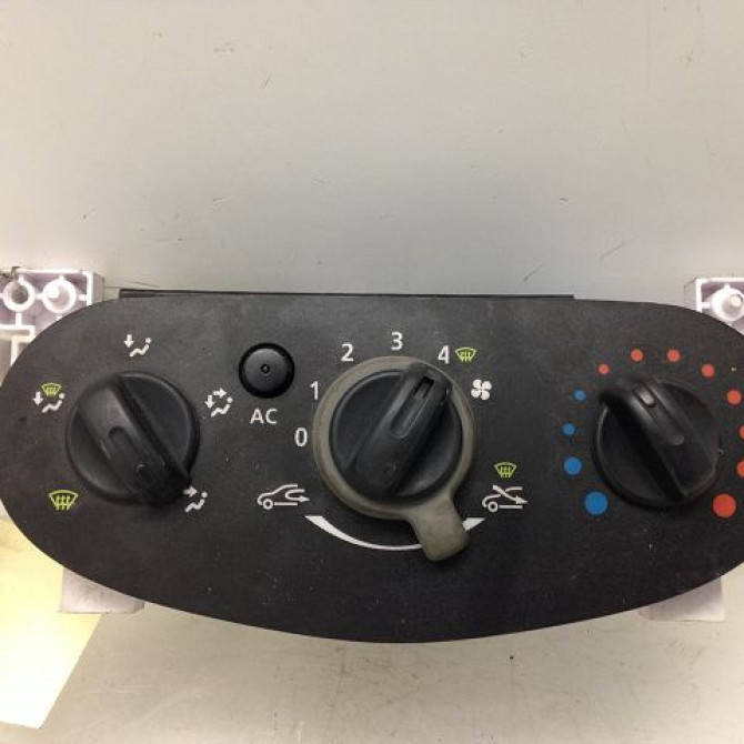 Commande de chauffage occasion DACIA LOGAN I Phase 1 06-2005->06-2008 1.5 DCI 85ch 6001551800 1