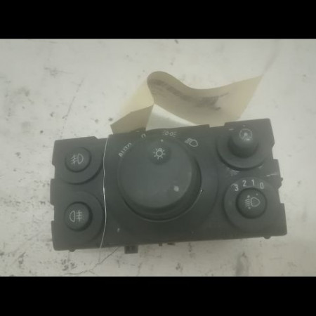 Interrupteur commande de phares occasion OPEL ASTRA III ASTRA III Phase 1 2004-04-01->2006-12-31 1.9 CDTI 120ch 13129642