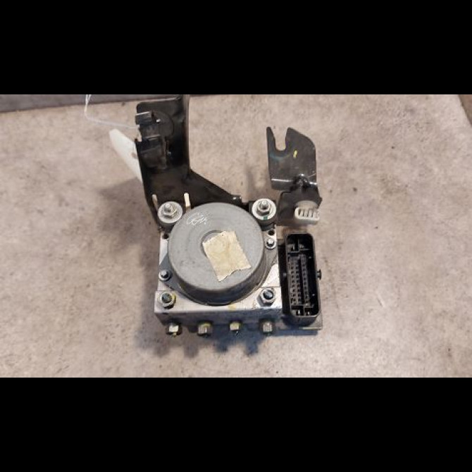 Unité hydraulique ABS occasion DACIA DUSTER Phase 1 03-2010->12-2013 1.5 DCI 90ch 2