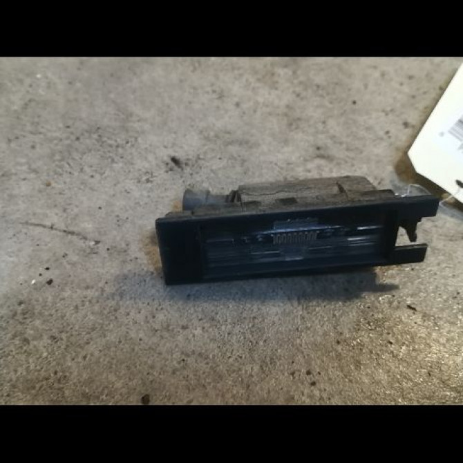 Eclaireur plaque de police g occasion OPEL ASTRA III ASTRA III Phase 1 2004-04-01->2006-12-31 1.3 CDTI 13251936 1