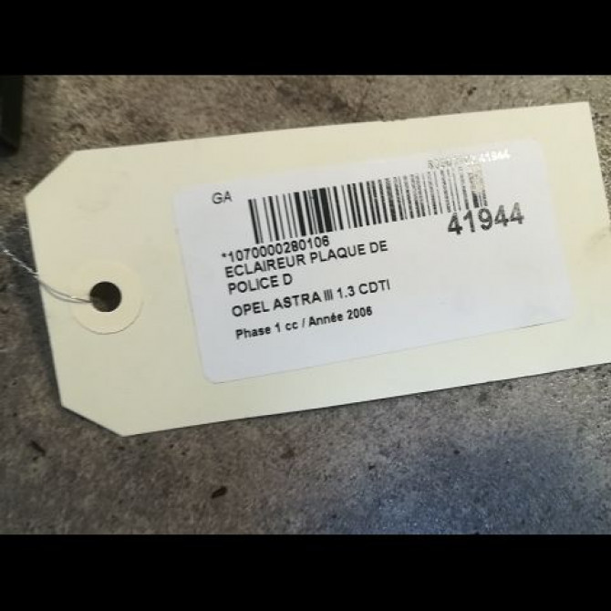Eclaireur plaque de police d occasion OPEL ASTRA III ASTRA III Phase 1 2004-04-01->2006-12-31 1.3 CDTI 13251936 2