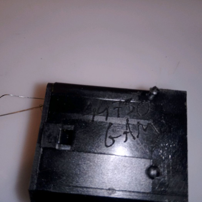 Commande essuie glace occasion DACIA SANDERO I Phase 1 06-2008->10-2012 1.4 MPI 75ch 6001551358 3