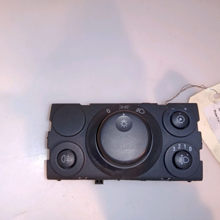 Interrupteur commande de phares occasion OPEL ASTRA III Phase 2 01-2007->04-2011 1.7 CDTI 110ch 13129642