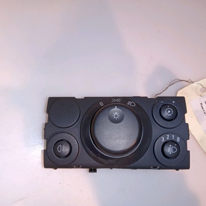 Interrupteur commande de phares occasion OPEL ASTRA III Phase 2 01-2007->04-2011 1.7 CDTI 110ch 13129642 1