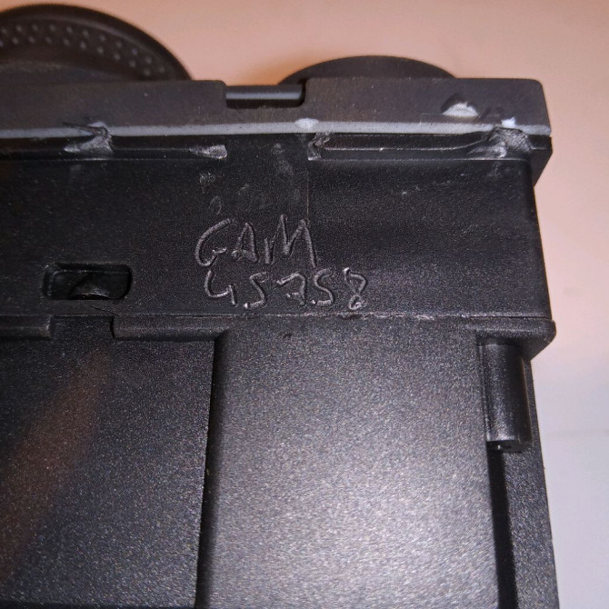 Interrupteur commande de phares occasion OPEL ASTRA III Phase 2 01-2007->04-2011 1.7 CDTI 110ch 13129642 3