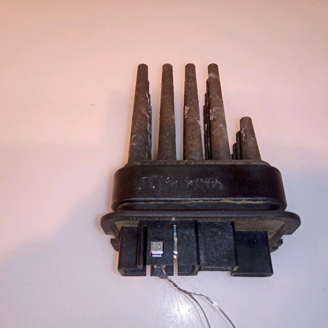 Resistance de chauffage occasion OPEL ASTRA III ASTRA III Phase 1 2004-04-01->2006-12-31 1.9 CDTI 120ch 93186248 2