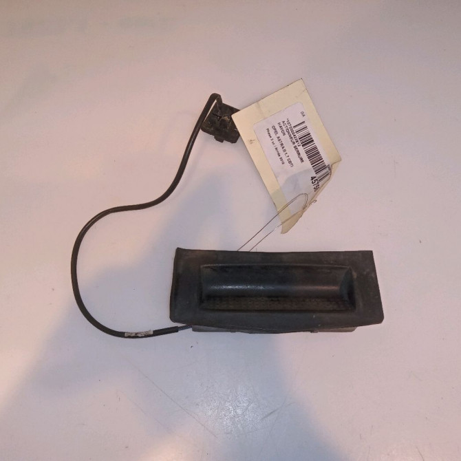 Actionneur serrure hayon occasion OPEL ASTRA III Phase 2 01-2007->04-2011 1.7 CDTI 110ch 1