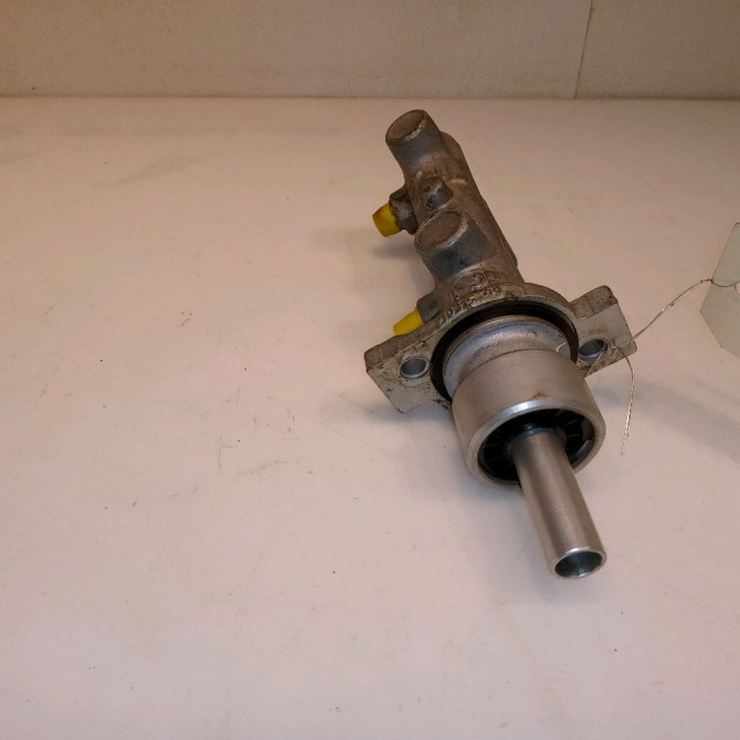 Maitre cylindre occasion VOLKSWAGEN FOX Phase 1 06-2005->09-2011 1.2i 6v 55ch 5Z1614105P 2