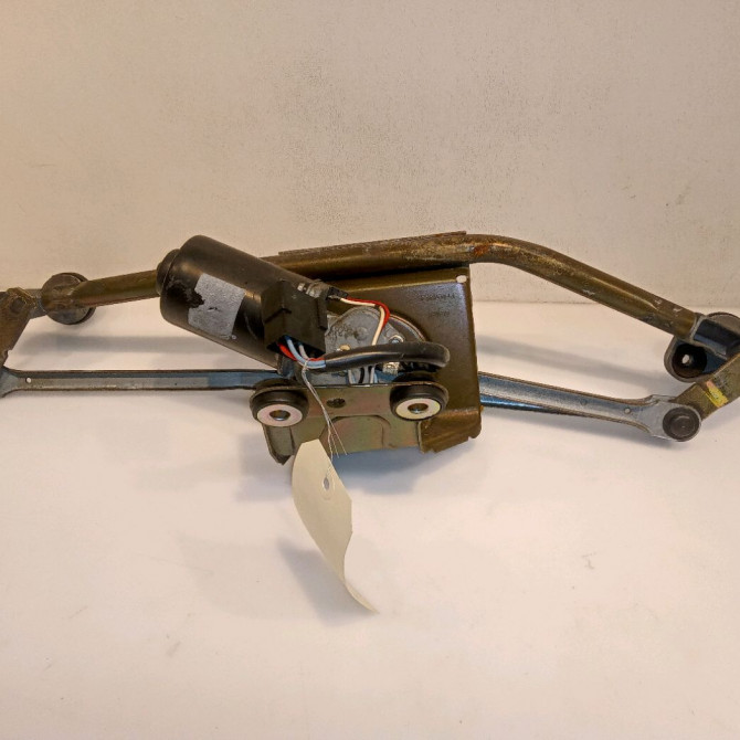 Moteur essuie-glace avant occasion MERCEDES CLASSE V I Phase 2 03-1999->10-2003 V 220 CDI 58207842 1