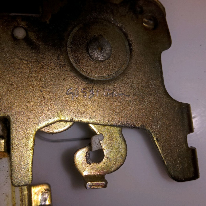 Serrure porte avd occasion MERCEDES CLASSE V I Phase 2 03-1999->10-2003 V 220 CDI 6387200535 3