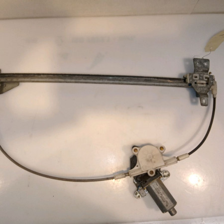 Mecanisme + moteur lève-glace avant droit occasion MERCEDES CLASSE V I Phase 2 03-1999->10-2003 V 220 CDI 6387200146