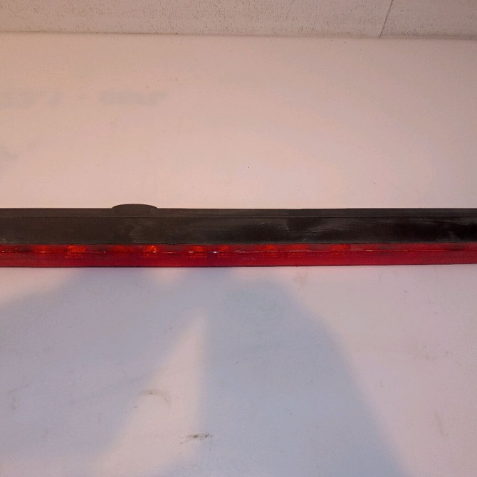 Feux stop supplementaire occasion MERCEDES CLASSE V I Phase 2 03-1999->10-2003 V 220 CDI 1