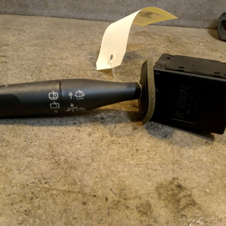 Commande essuie glace occasion PEUGEOT 306 Phase 2 04-1997->03-2002 1.8 6239J1