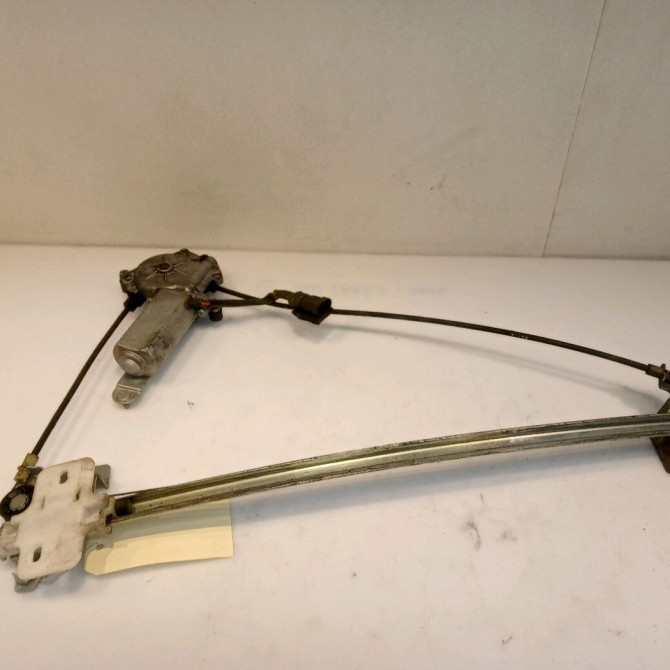Mecanisme + moteur lève-glace avant droit occasion RENAULT ESPACE II Phase 1 04-1991->02-1995 2.2i 110ch 2