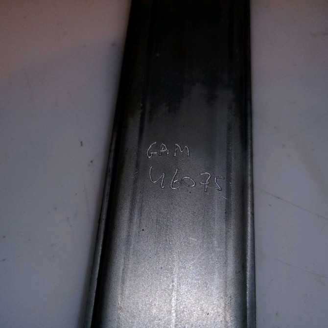 Mecanisme + moteur lève-glace avant droit occasion VOLKSWAGEN FOX Phase 1 06-2005->09-2011 1.2i 6v 55ch 5Z3837462A 3