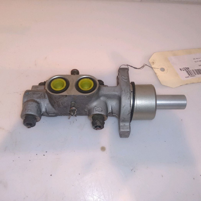 Maitre cylindre occasion PEUGEOT 306 Phase 2 04-1997->03-2002 1.9 TD 4601F9 1