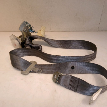 Ceinture arrière gauche occasion TOYOTA PRIUS III Phase 1 06-2009->02-2012 1.8i EH 16v [HYBRID RECHARGEABLE] 100ch 7336047061B0