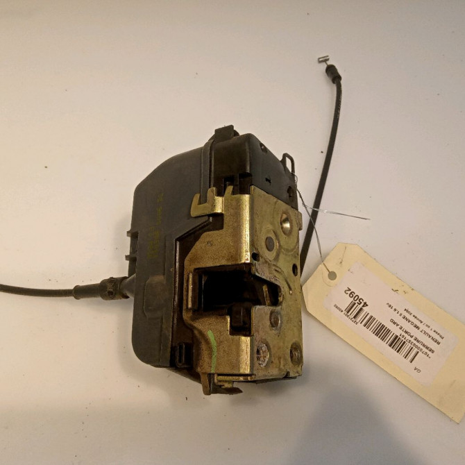 Serrure porte ard occasion RENAULT MEGANE II Phase 1 09-2003->12-2005 1.6 16v 8200028427 2