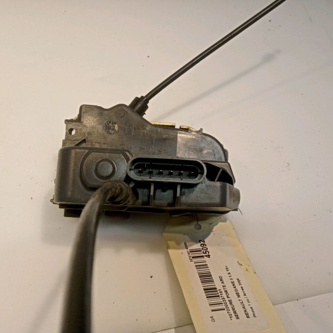 Serrure porte ard occasion RENAULT MEGANE II Phase 1 09-2003->12-2005 1.6 16v 8200028427 3