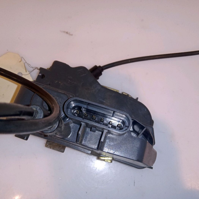 Serrure porte ard occasion RENAULT MEGANE II Phase 1 09-2003->12-2005 1.9 DCI 120ch 8200028427 3