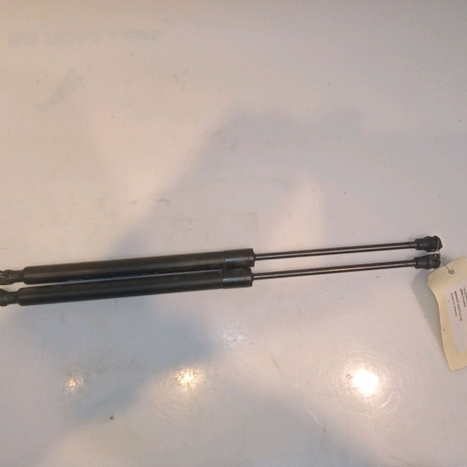 Verin droit hayon occasion RENAULT CLIO IV Phase 2 08-2016->... 0.9i TCE 1