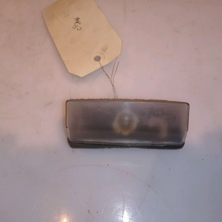 Eclaireur plaque de police g occasion TOYOTA PRIUS III Phase 1 06-2009->02-2012 1.8i EH 16v [HYBRID RECHARGEABLE] 100ch 8127053011